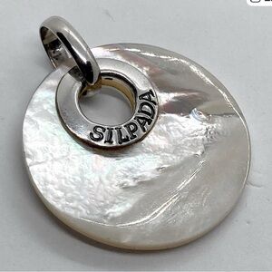 Silpada 925 Sterling Silver circle Mop Mother of Pearl Pendant S1693 1.8” x 1.7”